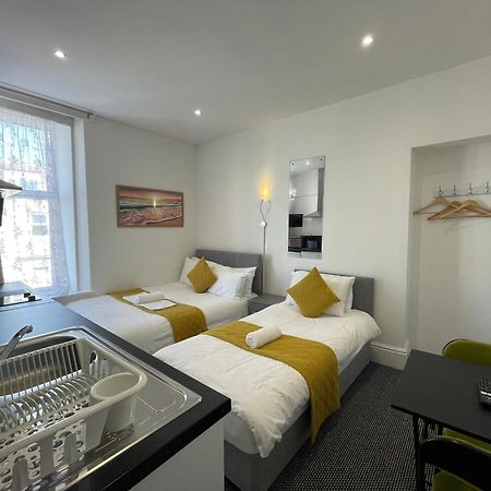 Station House Plymouth Hotel Buitenkant foto